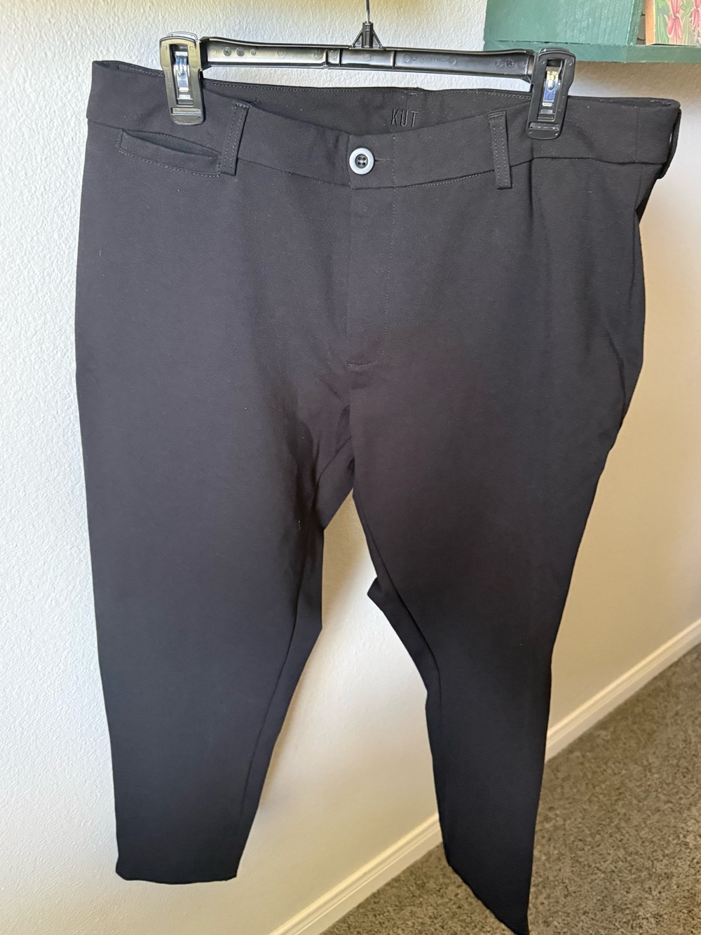 Kut from the Kloth From The Kloth women’s Black Stretch Dress Pants - Picture 1 of 2
